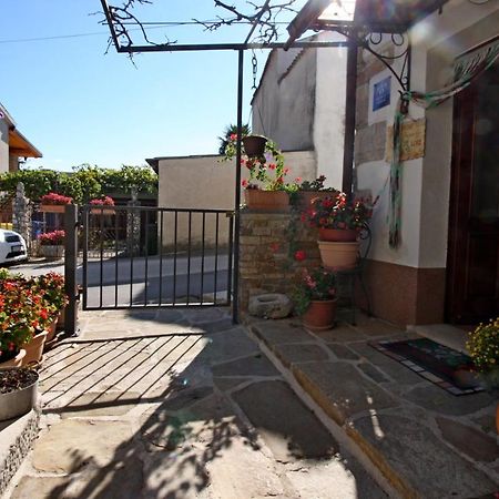 Holiday Home Lori Paz Kültér fotó
